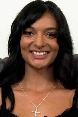 Laynee James portrait