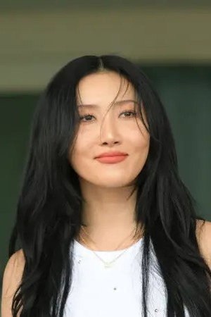 Hwasa portrait