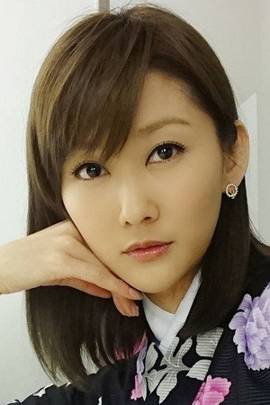 Carolyn Chen portrait