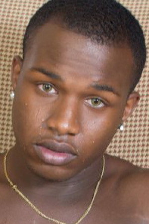 Elan Jones portrait