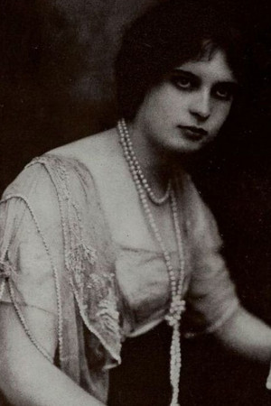Mildred Gregory portrait