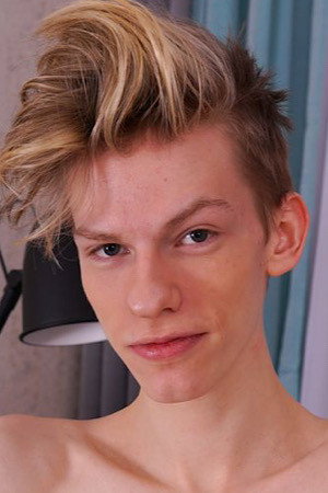 Alex Powelly portrait