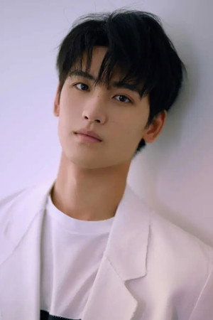 Huang Junjie portrait