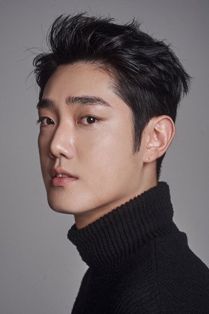 Yoo Tae-joo portrait