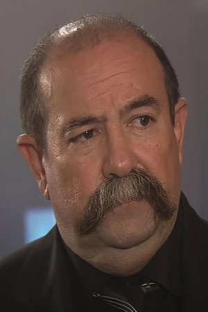 Güray Kip portrait