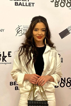 Mahliyo Asqaraliyeva portrait