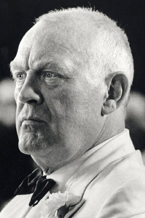 Joss Ackland portrait