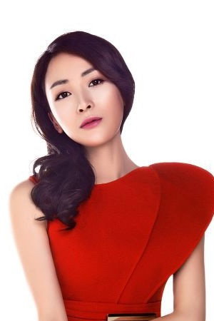 Linda Zhang portrait