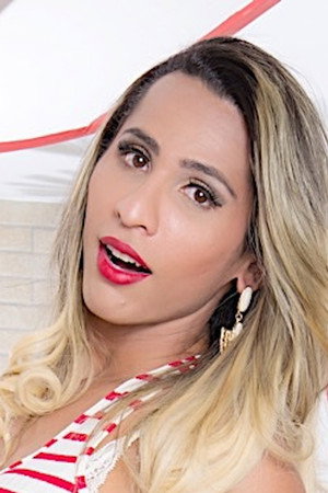 Leticia Menezes portrait