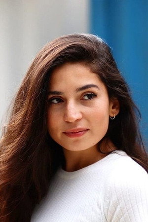 Sinem Kavus portrait