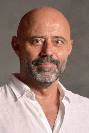 Juan Gordon portrait