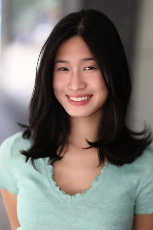 Zoe Manarel portrait