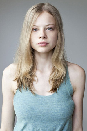 Emma Bading portrait