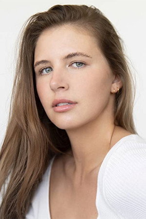 Shea Smelser portrait