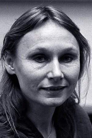 Angela Pleasence portrait