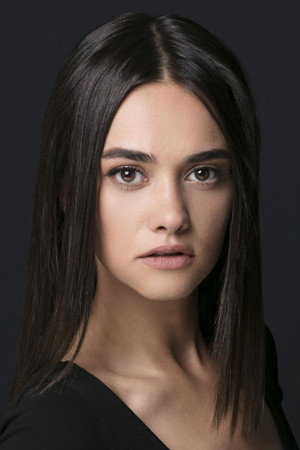 Hande Soral portrait