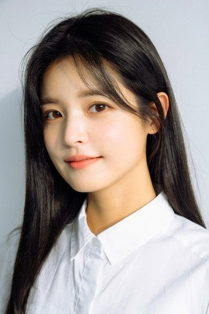 Choe Hye-jin portrait