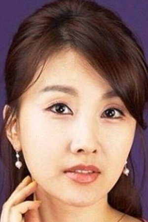 Lee Hyun-kyoung portrait