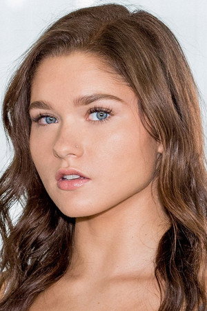 Zoe Bloom portrait