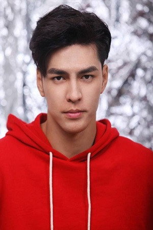 Xu Feng portrait