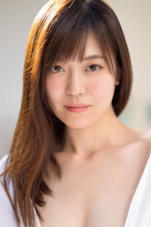 Iori Nanase portrait