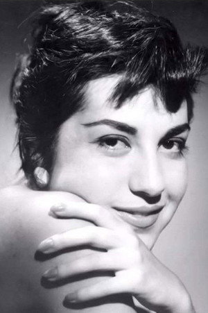 Yasamin portrait