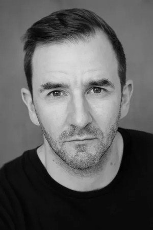 Tom Harwood portrait
