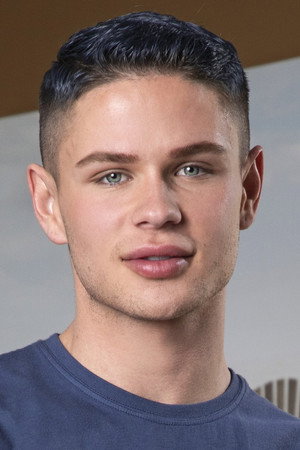 Dylan Hayes portrait