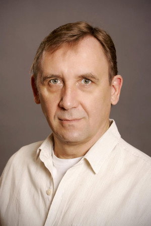 Elmo Nüganen portrait