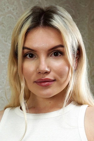 Milka Feer portrait