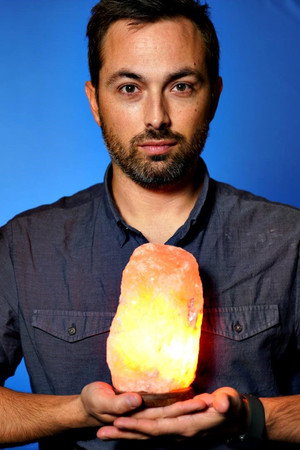 Derek Muller portrait