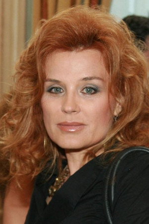 Anya Pencheva portrait