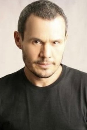 Edmilson Barros portrait