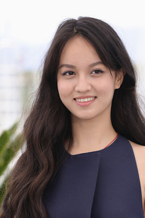 Lucie Zhang portrait