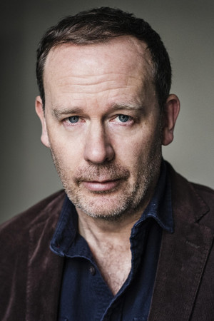Simon Ludders portrait