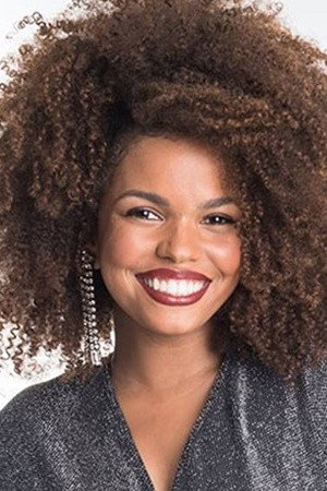 Jeniffer Nascimento portrait