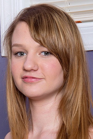 Maci More portrait