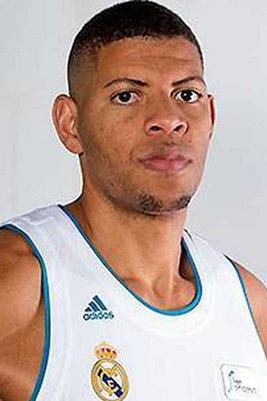 Edy Tavares portrait