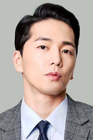 Lee Hyun-jin portrait