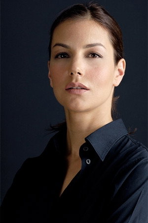 Defne Kayalar portrait