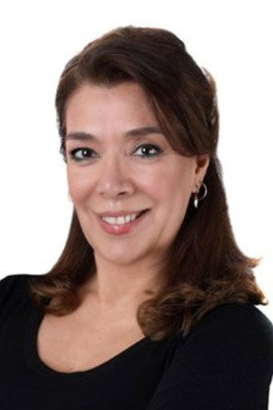 Ayşegül İşsever portrait