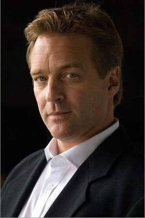 Roark Critchlow portrait