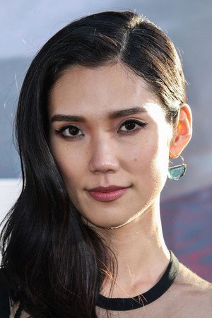 Tao Okamoto portrait