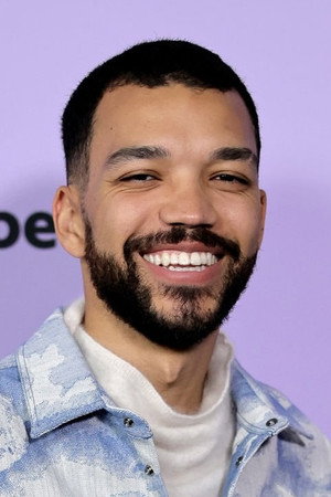Justice Smith portrait