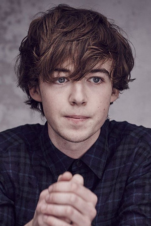 Alex Lawther portrait