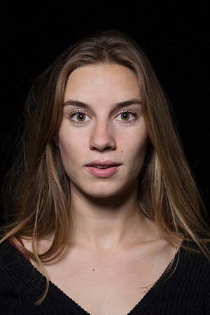 Maya Unger portrait