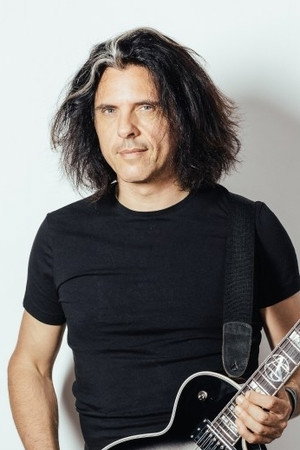 Alex Skolnick portrait