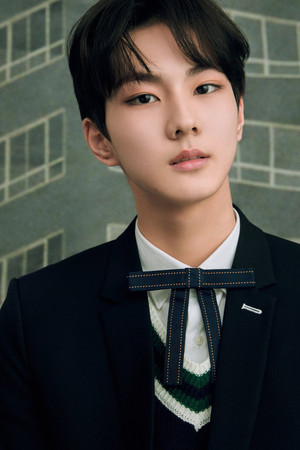Jungwon portrait