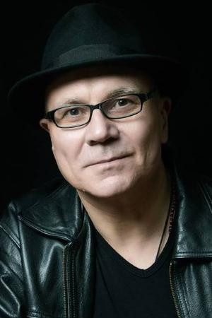Andrew Collins portrait