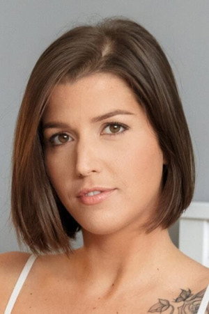 Niki Harris portrait